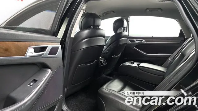 Hyundai Genesis 2016 — фото 11