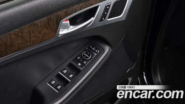 Hyundai Genesis 2016 — фото 16