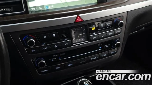 Hyundai Genesis 2016 — фото 19