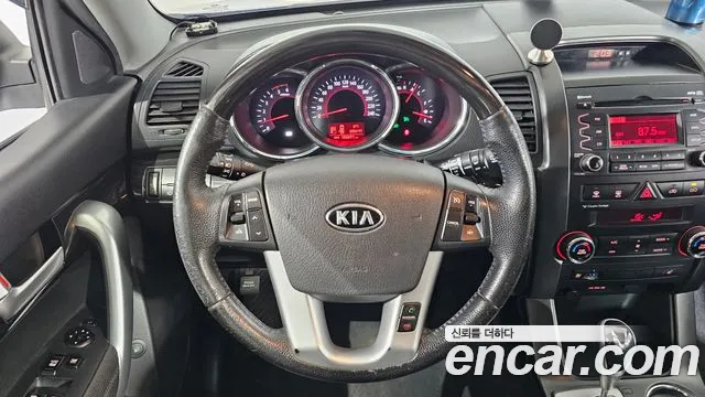 Kia Sorento 2010 — фото 13