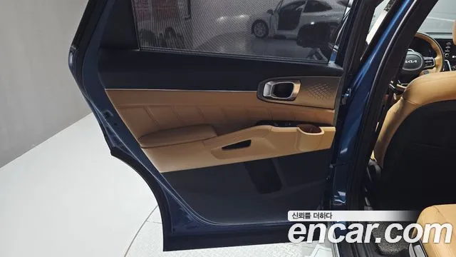 Kia Sorento 2022 — фото 15