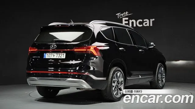 Hyundai Santafe 2023 — фото 2