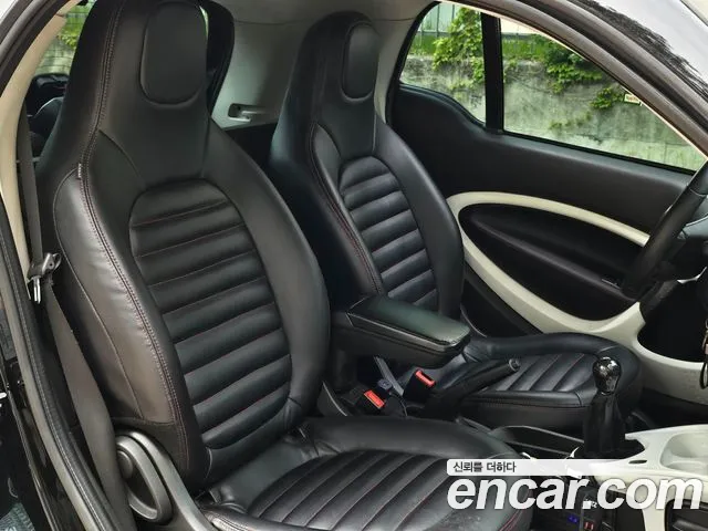 Smart Fortwo 2015 — фото 14