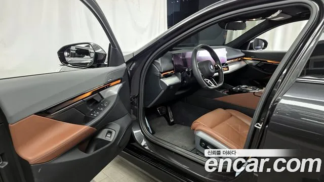BMW i5 2024 — фото 13