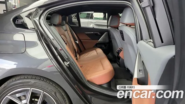 BMW i5 2024 — фото 18