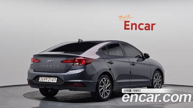 Hyundai AVANTE 2020 — фото 2
