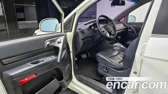 KG_Mobility_Ssangyong KORANDO 2018 — фото 10