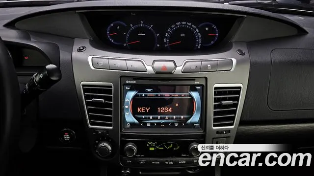 KG_Mobility_Ssangyong KORANDO 2018 — фото 15