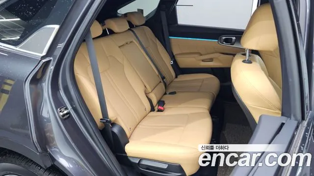 Kia Sorento 2021 — фото 18
