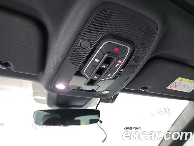 Audi Q8 2021 — фото 17