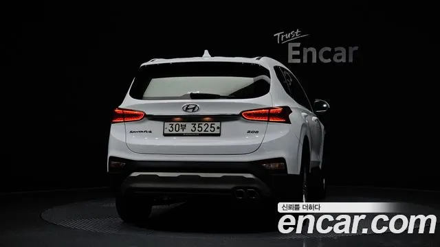 Hyundai Santafe 2019 — фото 4