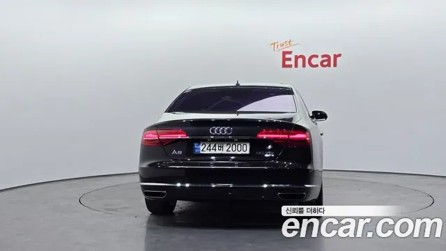 Audi A8 2015 — фото 4
