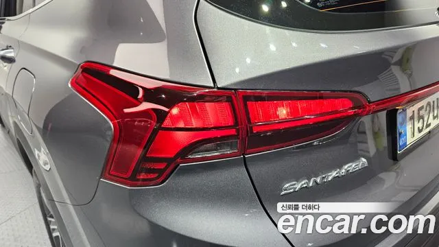 Hyundai Santafe 2021 — фото 9