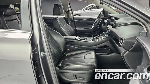 Hyundai Santafe 2021 — фото 16