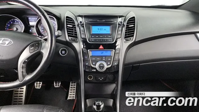 Hyundai i30 2015 — фото 14
