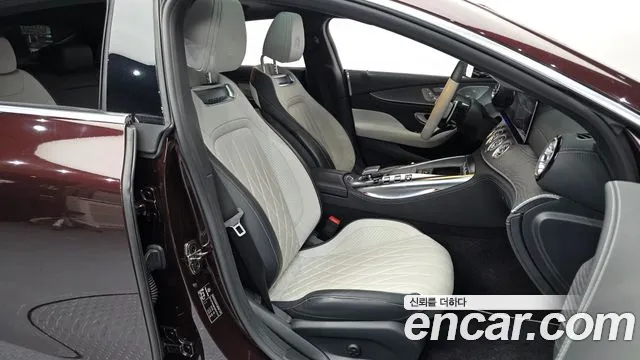 Mercedes-Benz AMG GT 2022 — фото 11