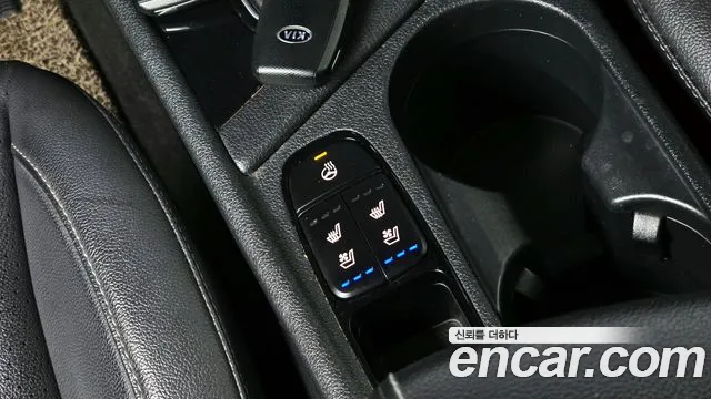 Kia Niro 2018 — фото 18