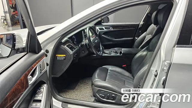 Hyundai Genesis 2015 — фото 10