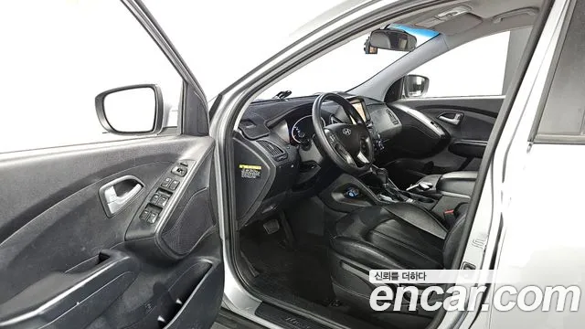 Hyundai Tucson 2015 — фото 10