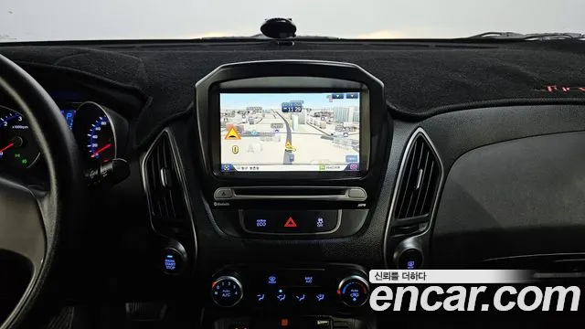 Hyundai Tucson 2015 — фото 12
