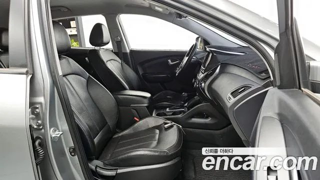 Hyundai Tucson 2015 — фото 13
