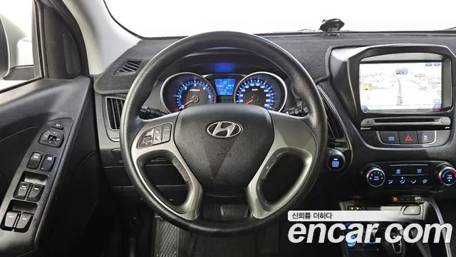 Hyundai Tucson 2015 — фото 14