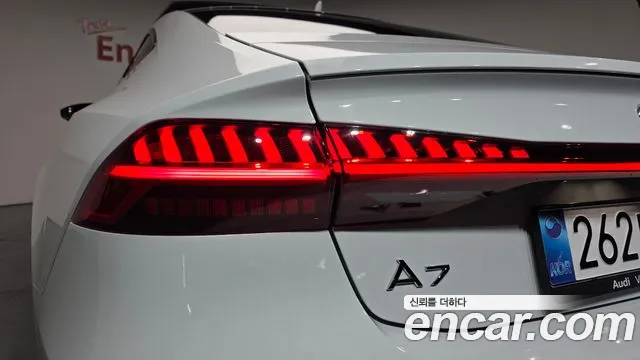 Audi A7 2025 — фото 9
