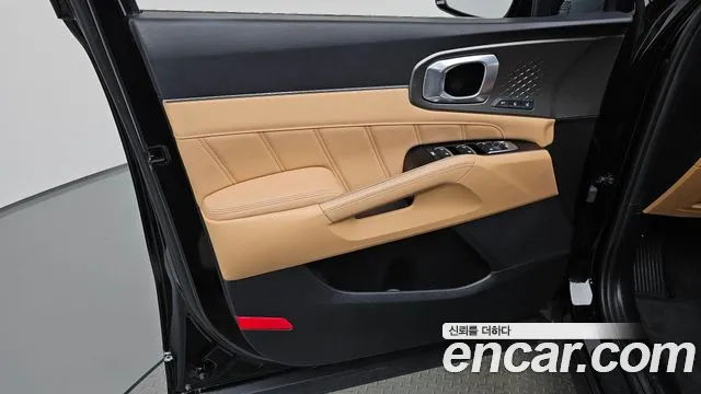 Kia Sorento 2023 — фото 13