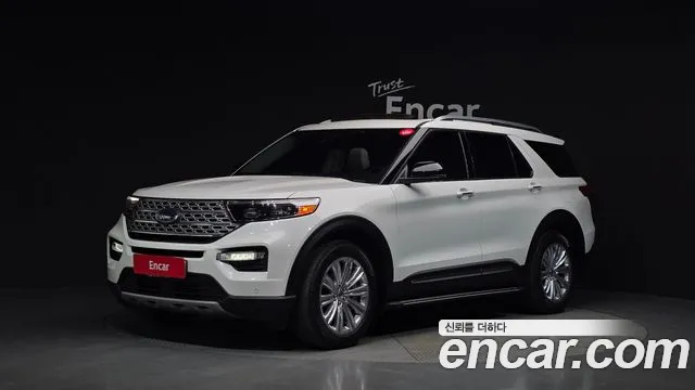 Ford Explorer 2021 — фото 1