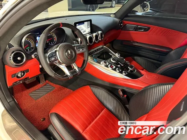 Mercedes-Benz AMG GT 2018 — фото 11