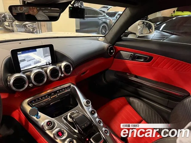 Mercedes-Benz AMG GT 2018 — фото 12
