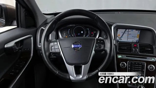 Volvo XC60 2015 — фото 12