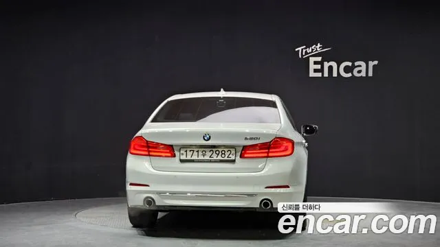 BMW 5-Series 2018 — фото 4