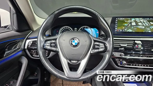 BMW 5-Series 2018 — фото 13