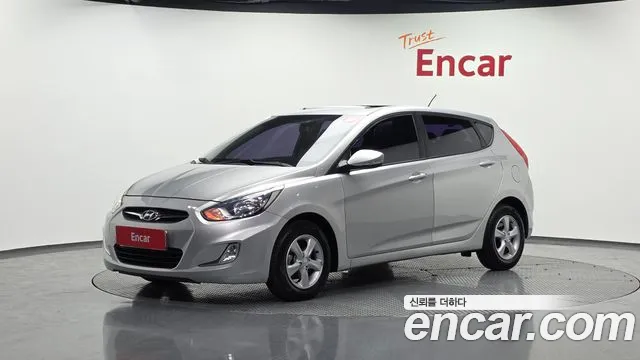 Hyundai Accent 2014 — фото 1
