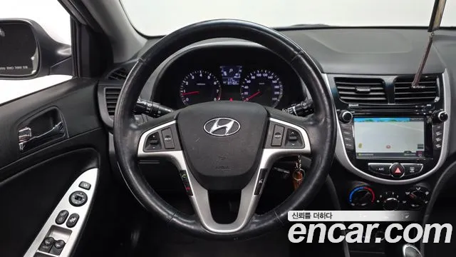 Hyundai Accent 2014 — фото 13