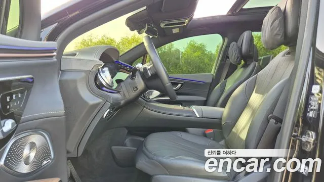 Mercedes-Benz EQS 2023 — фото 10