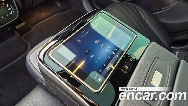 Mercedes-Benz EQS 2023 — фото 15