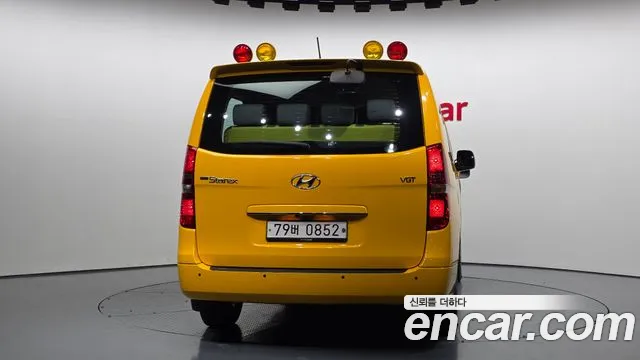 Hyundai Starex 2018 — фото 5