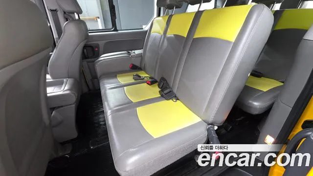 Hyundai Starex 2018 — фото 15