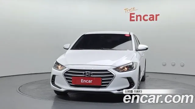 Hyundai AVANTE 2018 — фото 3