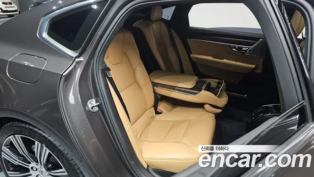 Volvo S90 2022 — фото 16