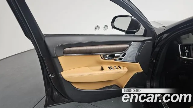 Volvo S90 2022 — фото 12