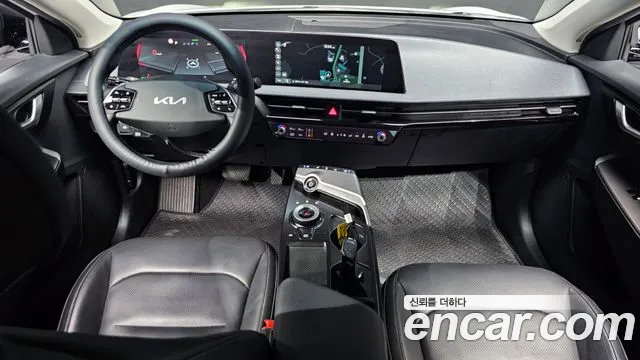 Kia EV6 2022 — фото 10