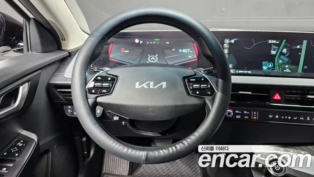Kia EV6 2022 — фото 20