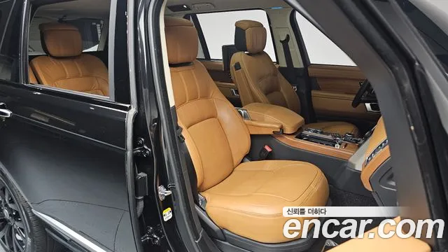 Land Rover Range Rover 2019 — фото 17