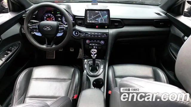 Hyundai Veloster 2019 — фото 10