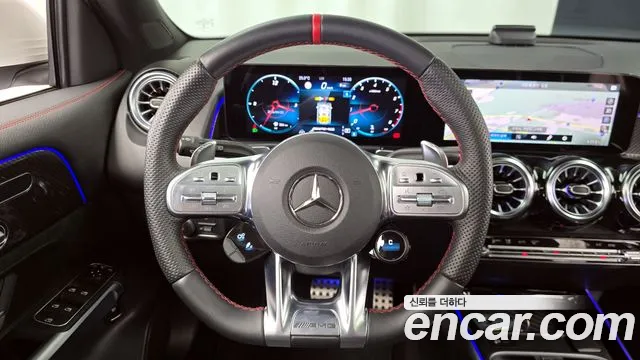 Mercedes-Benz GLB-Class 2023 — фото 19