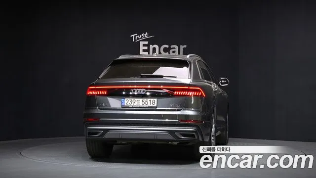 Audi Q8 2021 — фото 4