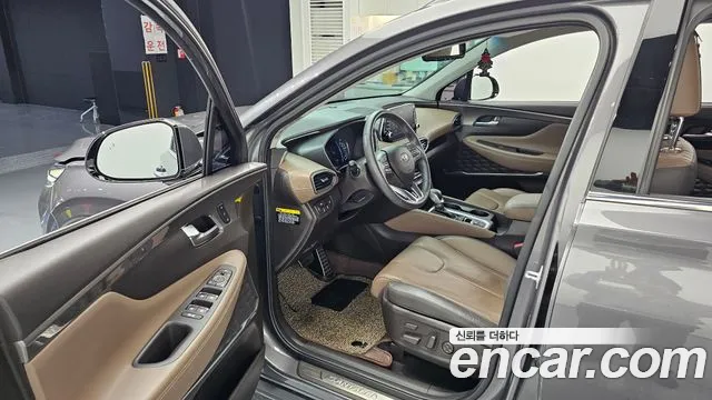 Hyundai Santafe 2019 — фото 10
